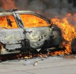 
В Баку сгорел автомобиль Hyundai

