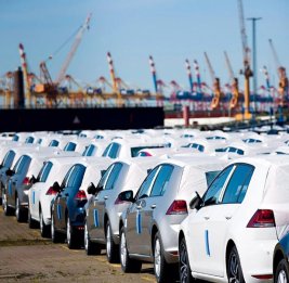 
Азербайджан сократил импорт автомобилей из Грузии на 49%