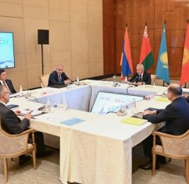 Шойгу предлагает Армении выбрать поезд 