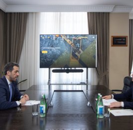 Председатель Правления ЗАО AzerGold встретился с победителями 5-го конкурса &laquo;Восхождение&raquo;