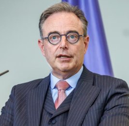 Премьер Бельгии: ЕС никогда не введет санкции против Израиля