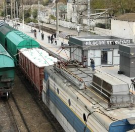 
Транзитный груз отправляется в Армению через Азербайджан