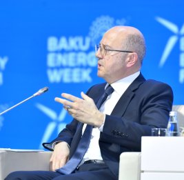 Парвиз Шахбазов: Растущая геополитическая напряженность и зеленый переход заново формируют глобальную энергетическую панораму