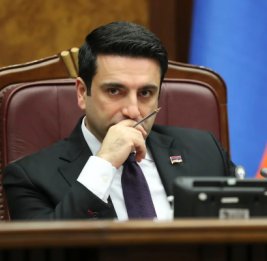 Симонян: &laquo;Раскрою секрет - меня пригласили в Баку&raquo;
