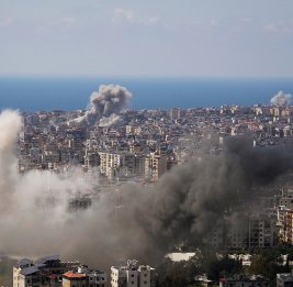 Иран заявил об ударах по объектам США и ответственности Кувейта и Бахрейна
