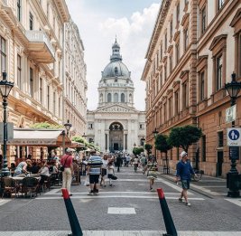 Венгрия отказала армянам и грузинам