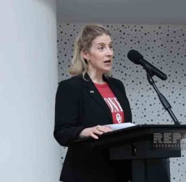Эми Карлон: США остаются одним из востребованных направлений для азербайджанских студентов