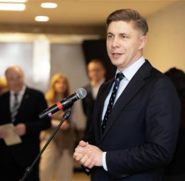 Правящая партия Литвы исключает партию "Заря над Неманом" из правительственной коалиции