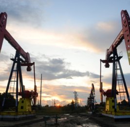 На мировых биржах понизились цены на нефть