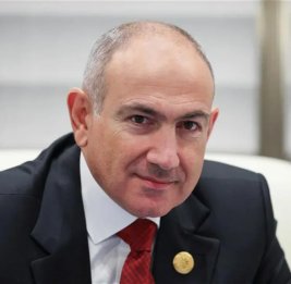 Пашинян вновь заявил о намерении посетить Баку