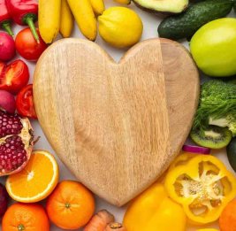 Названы пять простых продуктов, которые быстро сбивают давление: они точно есть на вашей кухне