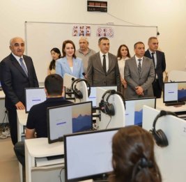 Экзамены по английскому языку на основе системы APTIS в UNEC