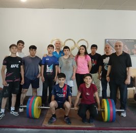 Федерация тяжелой атлетики поддерживает будущих чемпионов