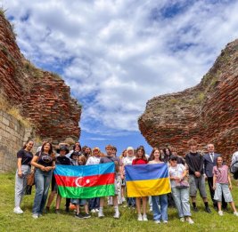 Организована экскурсия для украинских детей по историческим местам и достопримечательностям нашей страны