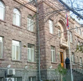 ЦИК Армении признал недействительными результаты голосования еще на одном участке