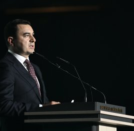 Министр культуры: Бакинский государственный университет - флагман азербайджанской науки и образования