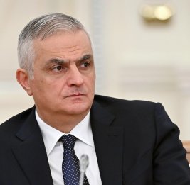 В Ереване ждут разрядки: Григорян о диалоге с Россией