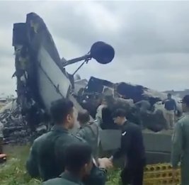 В Индии потерпел крушение военно-транспортный самолет ВВС