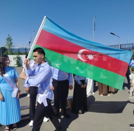В школах Ханкенди, Ходжалы и Агдере &laquo;Последний звонок&raquo; прозвучал для 60 выпускников