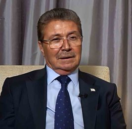 Премьер-министр Северного Кипра поздравил Азербайджан