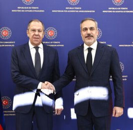 
Фидан летит в Москву: обсудит с Лавровым &laquo;напряженную ситуацию на Ближнем Востоке&raquo; и Южный Кавказ