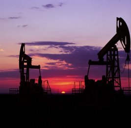 
Нефть марки Brent подешевела до $82,78 за баррель