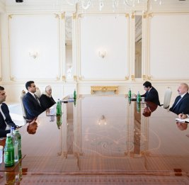 
Президент Ильхам Алиев принял члена Палаты представителей Конгресса США