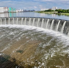 
&laquo;Водопад&raquo; на Есиле: плотина стала новой точкой притяжения в Астане