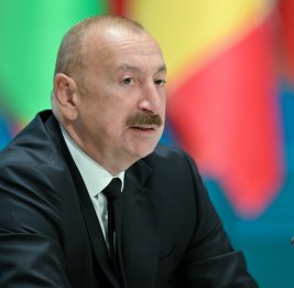 
Президент Азербайджана: Мы не ожидаем каких-либо сложностей на пути экономического развития Азербайджана