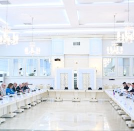 
В Баку проходит 24-е заседание Комиссии по межпарламентскому сотрудничеству между Азербайджаном и Россией