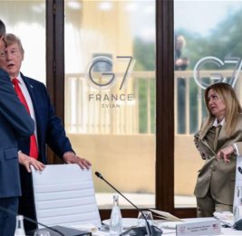 Мелони опровергла заявление Трампа о том, что она &laquo;умоляла его сфотографироваться с ней&raquo; на саммите G7