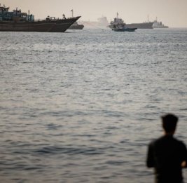 
Fars: Ормузский пролив остается закрытым для судоходства