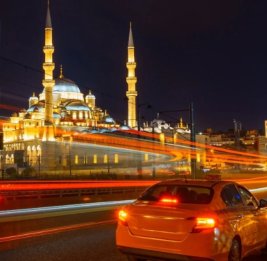 
В Стамбуле беспилотники начали следить за нарушающими правила таксистами

