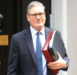 
Сегодня Премьер-министр Великобритании может объявить время своей отставки