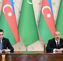 Президенты Азербайджана и Туркменистана выступили с заявлениями для прессы