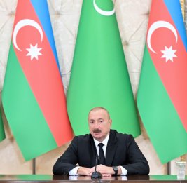 Президент Ильхам Алиев: Сотрудничество между Азербайджаном и Туркменистаном в транспортно-логистической сфере носит долгосрочный характер