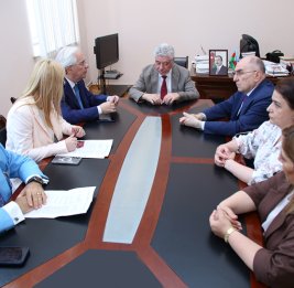 Албанские ученые ознакомились с древними рукописями Азербайджана