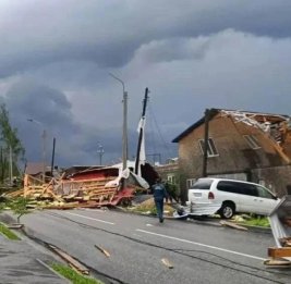
Ураган на Урале: пострадали 16 человек