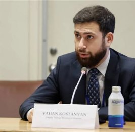 Костанян: Армения надеется на открытие границ с Турцией и Азербайджаном к 2030 году