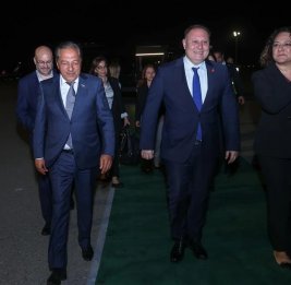 Спикер Северного Кипра прибыл с визитом в Азербайджан
