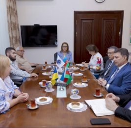 Харьковские врачи приехали к Гераю Герайбейли