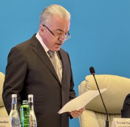 
Зейнал Нагдалиев: Государственная программа откроет новые возможности для развития хлопководства и текстильной промышленности