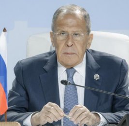 
Сергей Лавров сообщил о приезде в Москву переговорщиков из Европы
