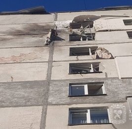 В Харьковской области дрон попал в многоквартирный дом: погибла женщина