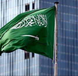 
Саудовская Аравия возобновила погрузку нефти в Персидском заливе