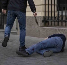В Баку задержан подозреваемый в нападении с ножом у здания министерства