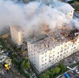 
Россия атакует Украину: 7 погибших, более 50 пострадавших