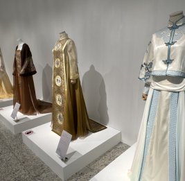 
В Астане открылась международная выставка современного шелкового искусства Китая