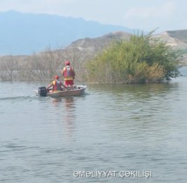 МЧС: К поискам человека, предположительно утонувшего в реке Хакари, привлечены водолазы-спасатели