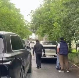 
Силовики в особняке армянского олигарха
